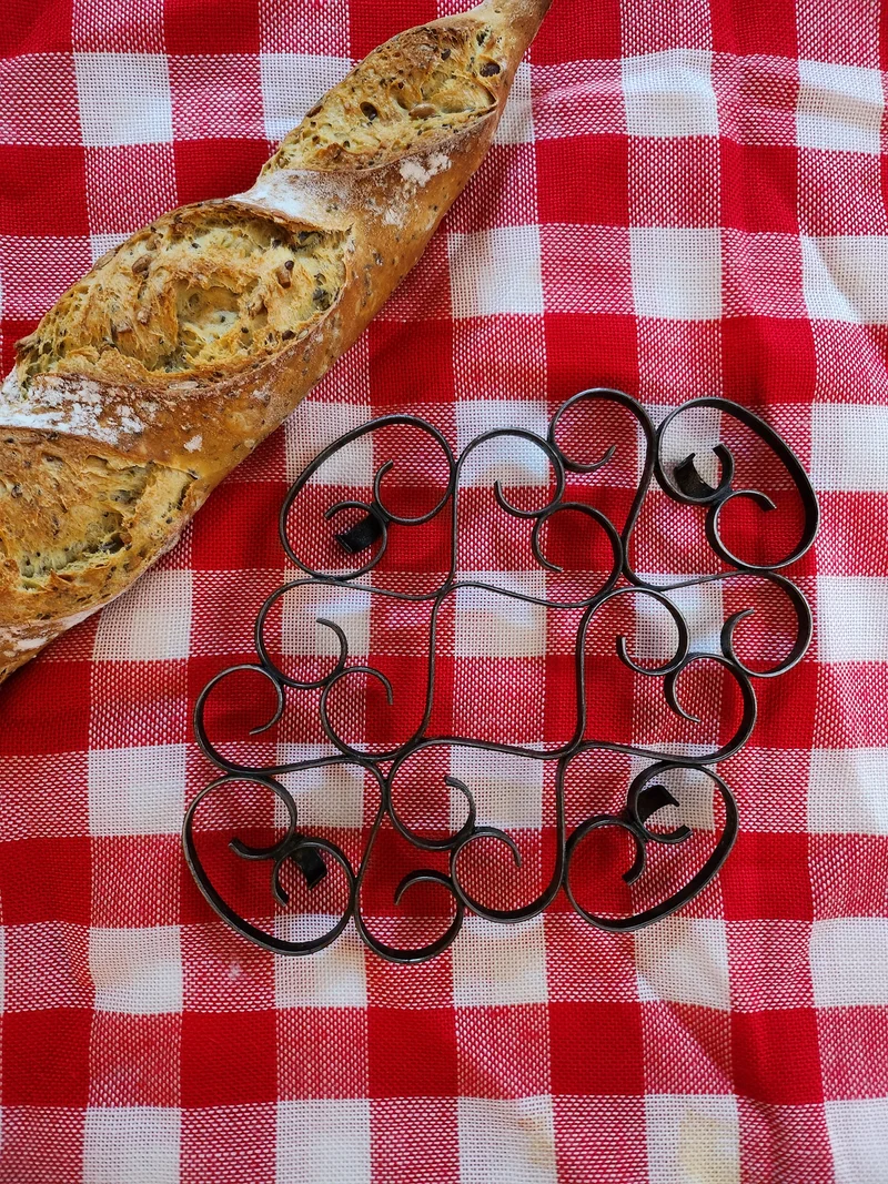 Dessous de plat en métal