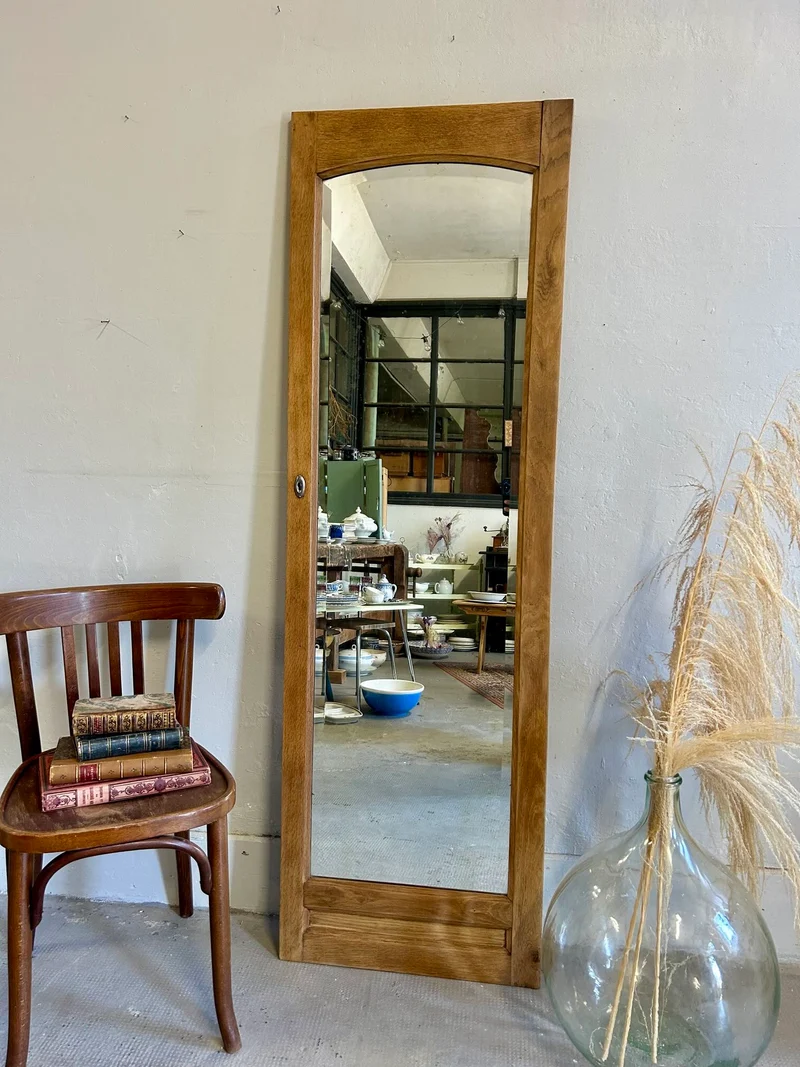 Miroir ancien en chêne avec glace biseautée
