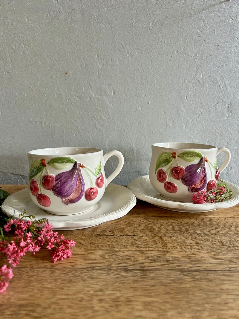 Tasses et coupelles en barbotine Francesco Guarino - lot de 2