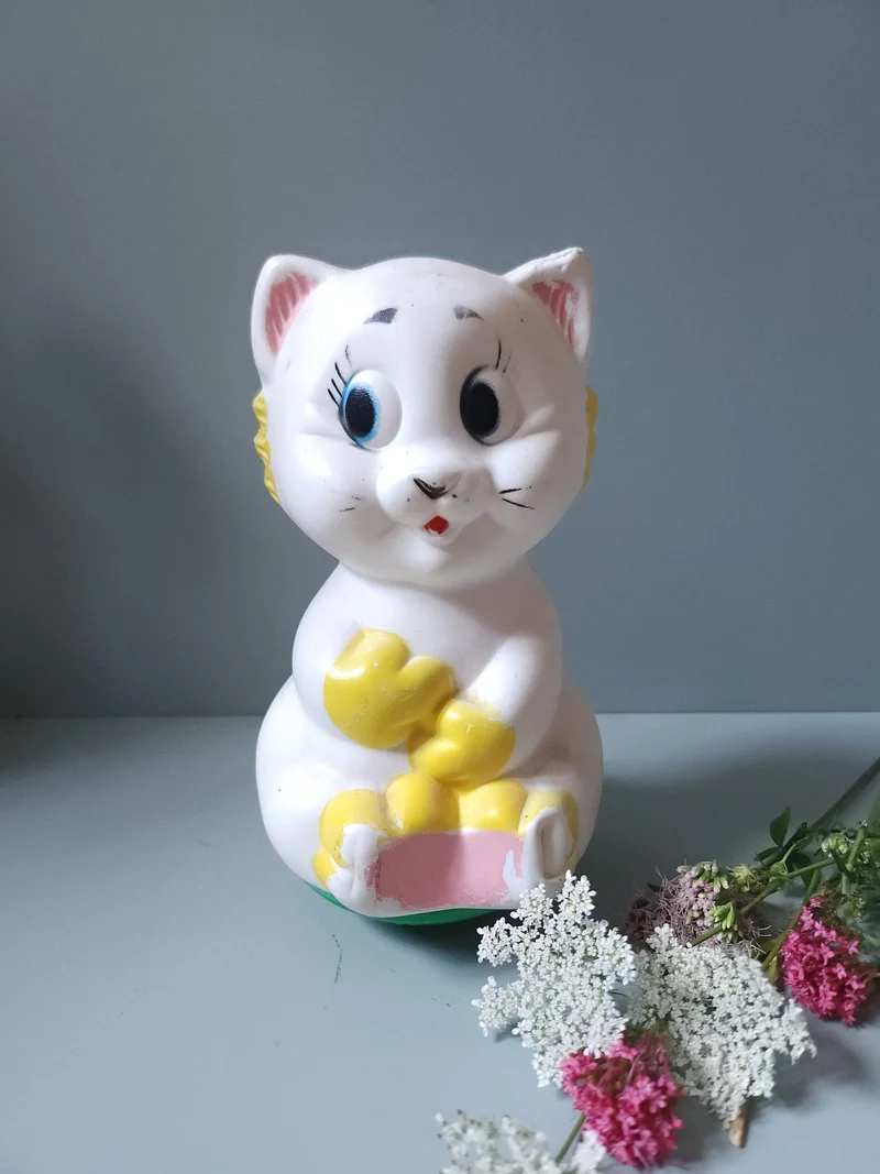 Ancien jouet chat culbuto