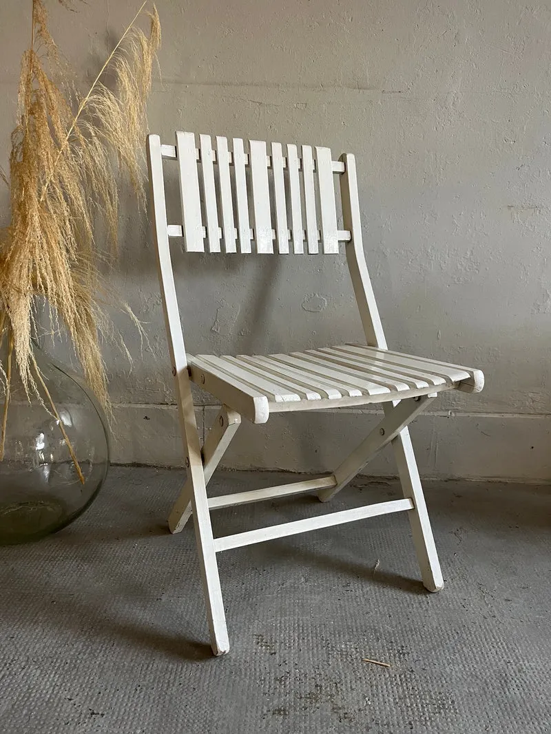 Chaise pliante de jardin en bois peinture blanche