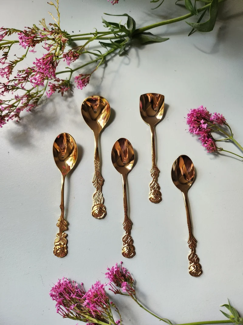 Couvert à dessert en acier doré lot de 5