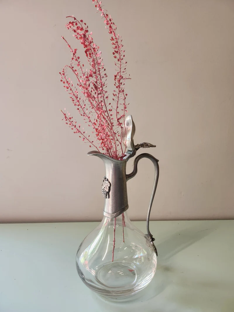 Carafe à vin en verre et en étain