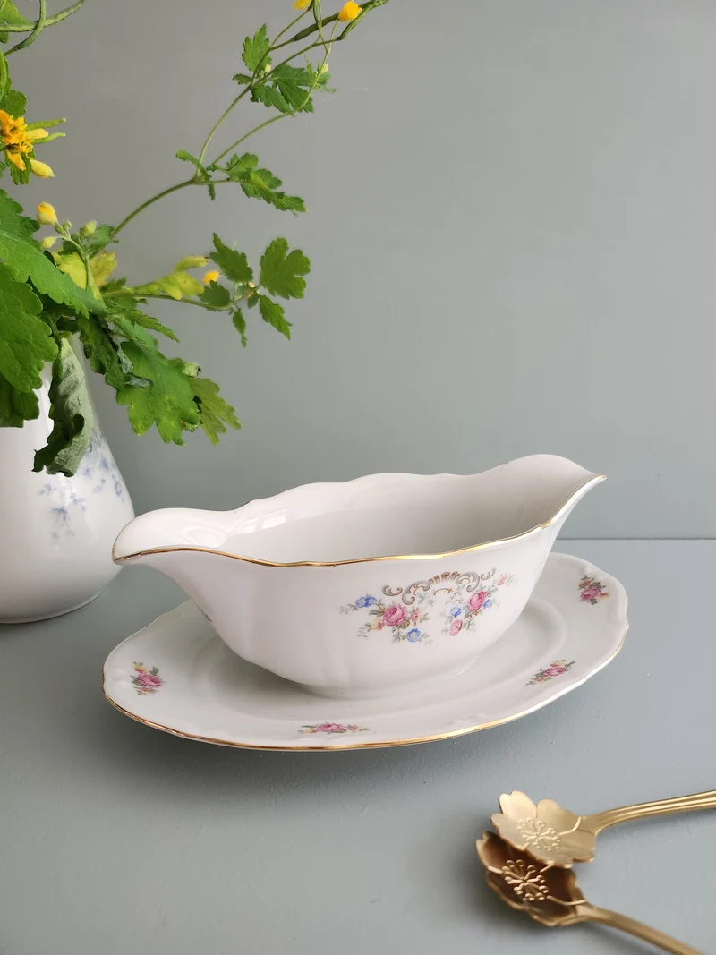 Saucière ancienne à fleurs