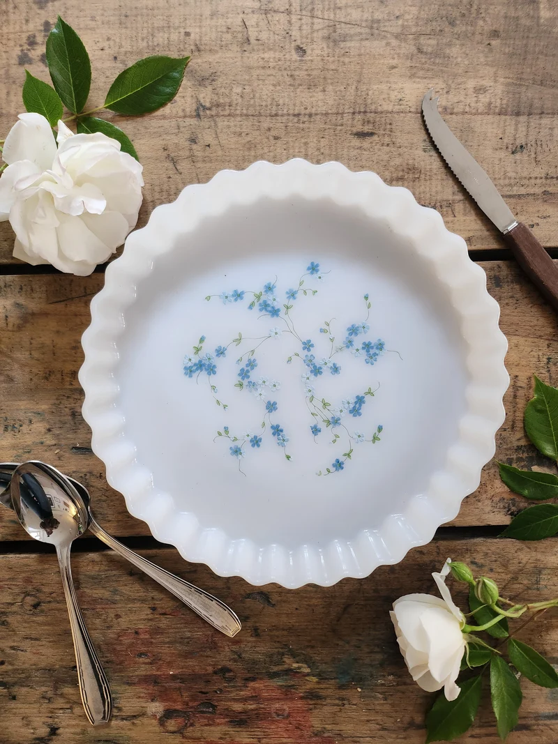 Plat à tarte Arcopal imprimé myosotis