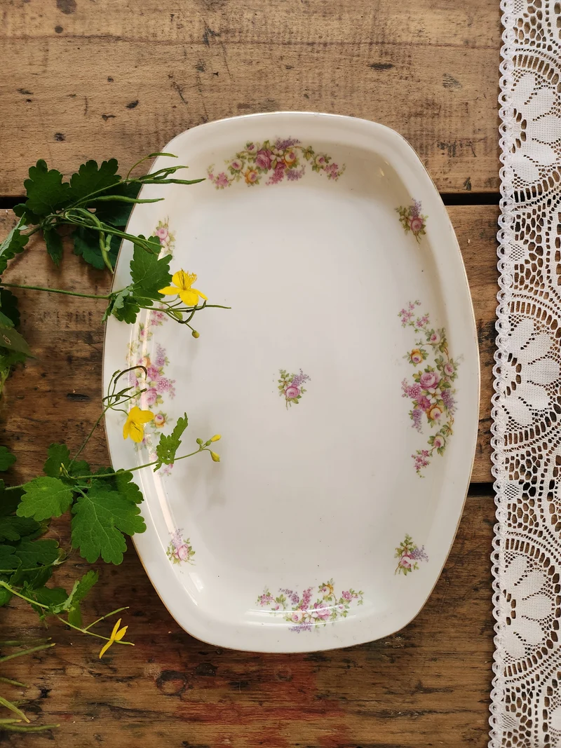 Plat en céramique ovale motif floral