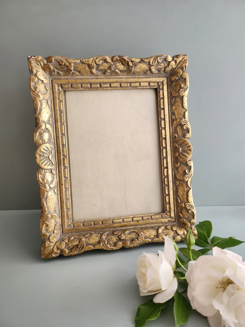 Cadre en bois doré