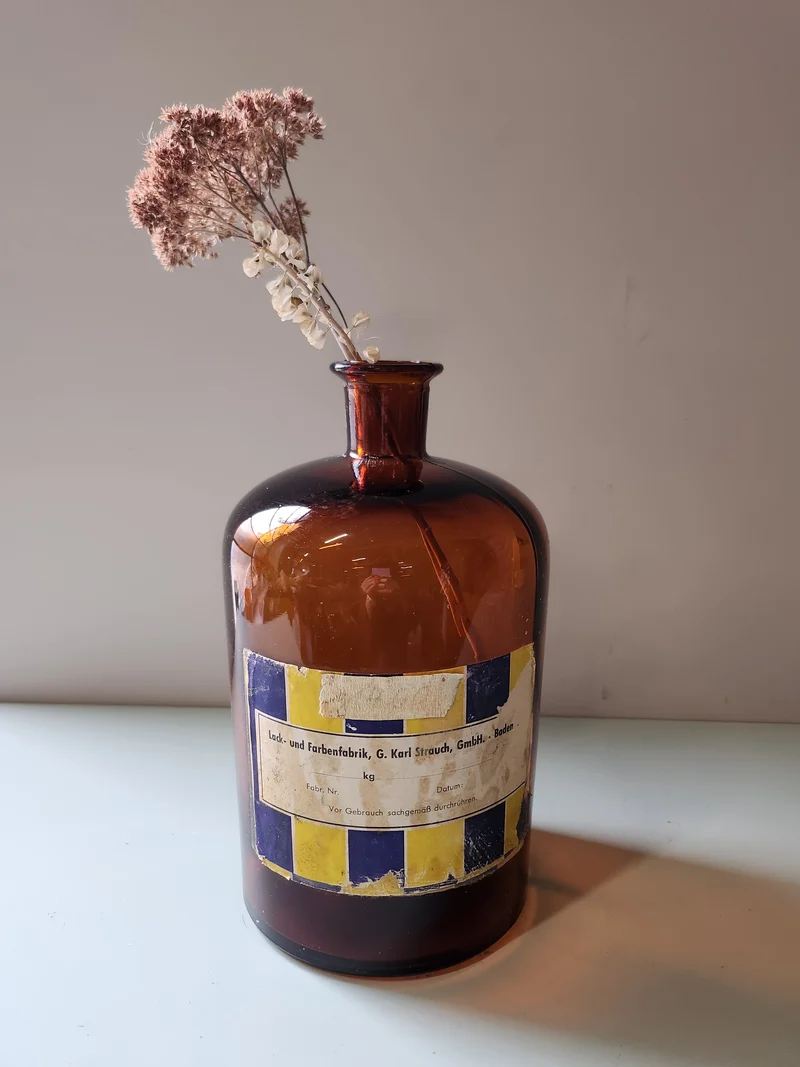 Bouteille style pharmacie en verre fumé