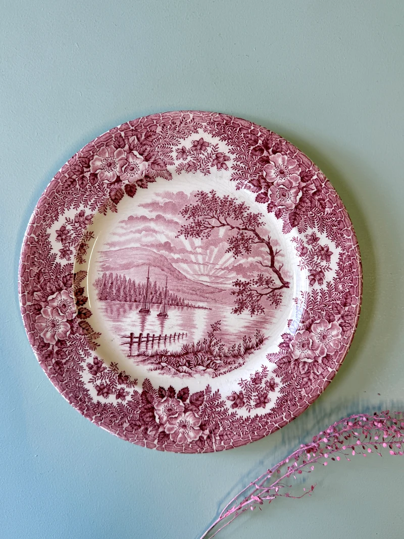 Assiette plate en terre de fer England - Vaisselle anglaise