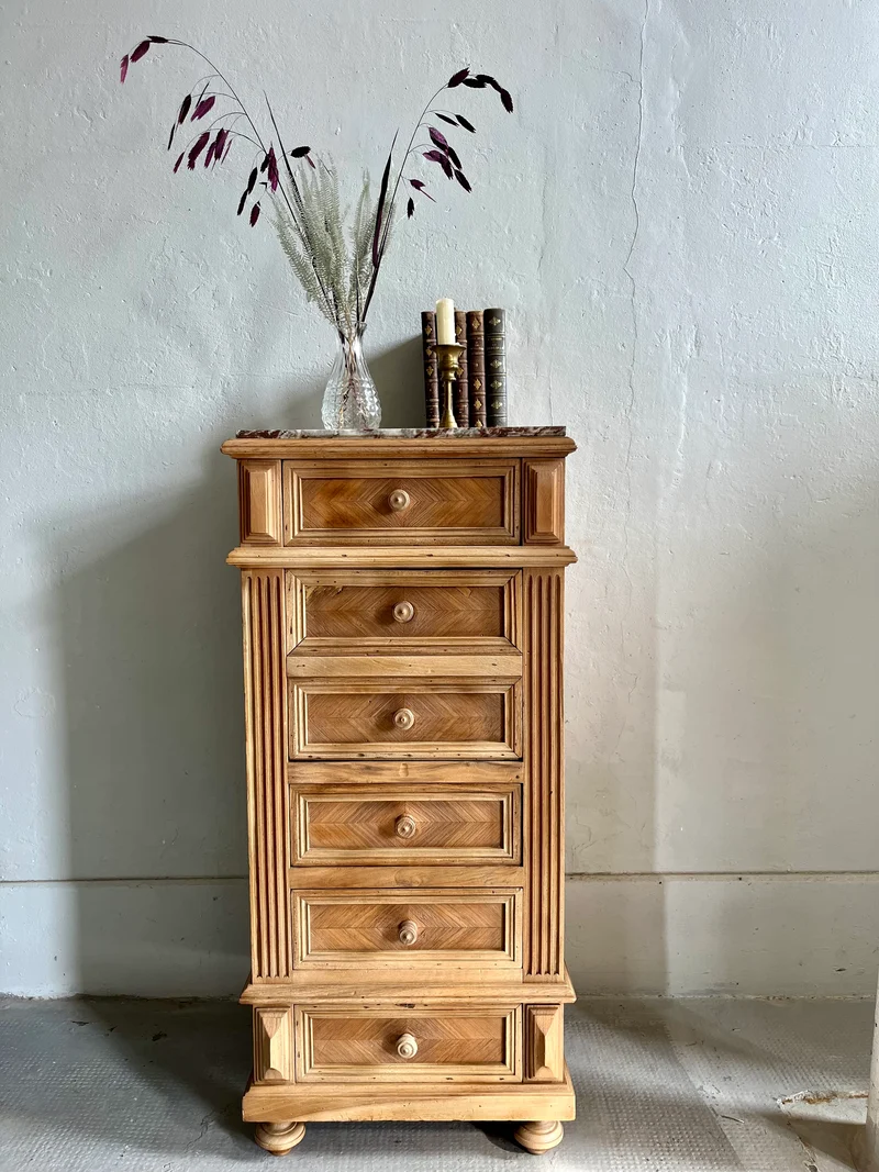 Chiffonnier en bois et marbre