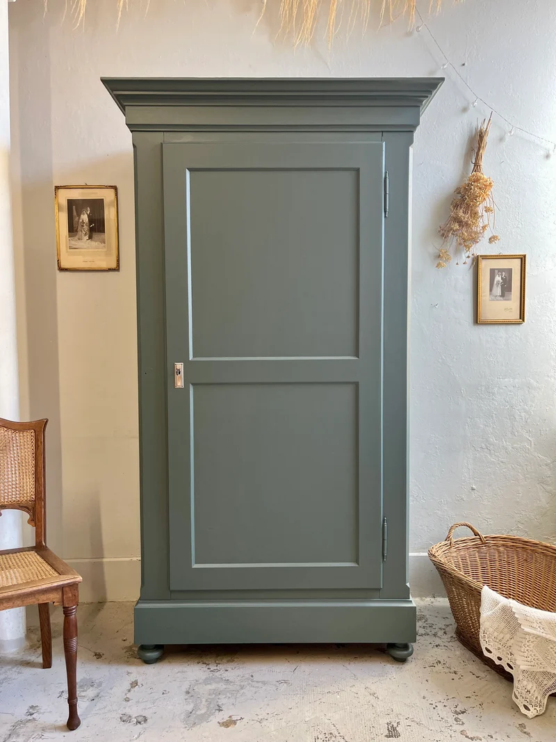 Bonnetière/armoire ancienne une porte bleu-gris