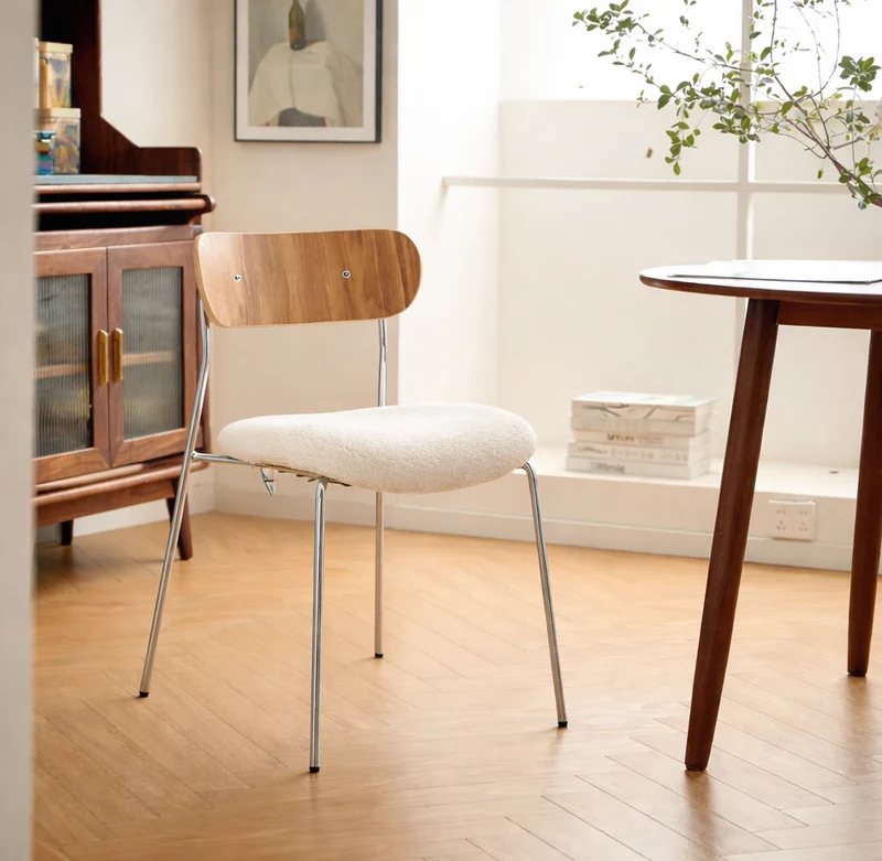 Lot de 2 chaises industrielles Nordlys en métal et bouclettes blanc LINCOLN