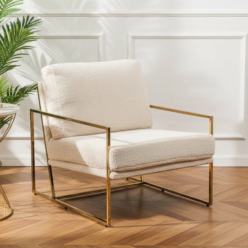 Fauteuil de salon Nordlys en métal et bouclettes blanc VIBORG