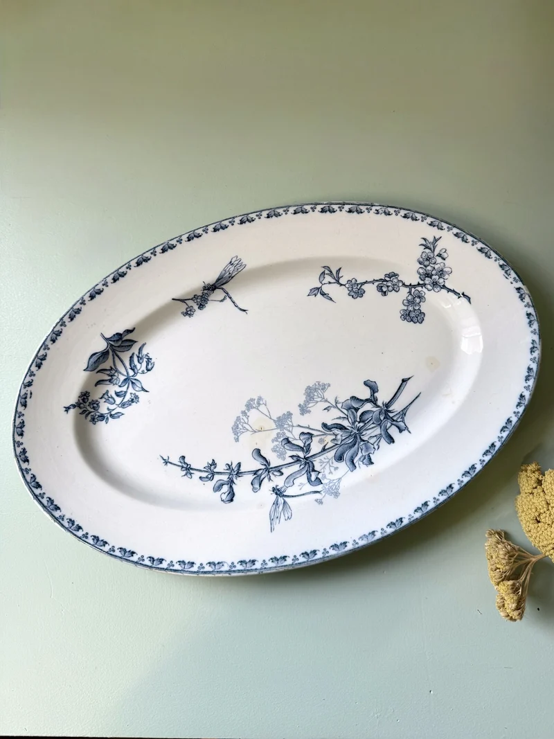 Plat ovale de Sarreguemines modèle Carmen