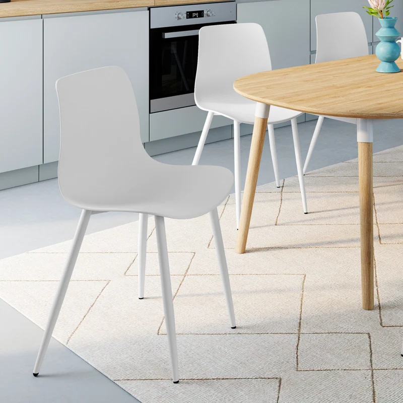 Lot de 6 chaises Nala blanches et pieds métal