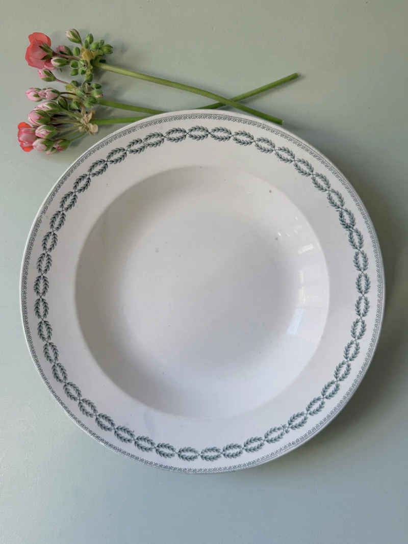 Assiette à soupe Sarreguemines modèle Nobilis