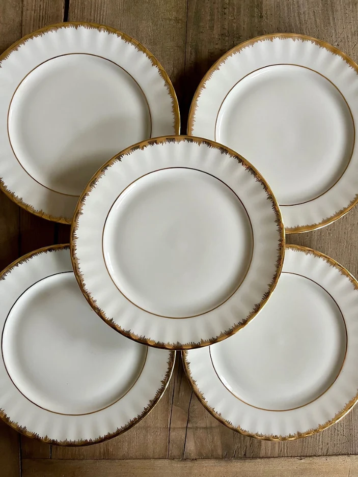 6 assiettes à dessert