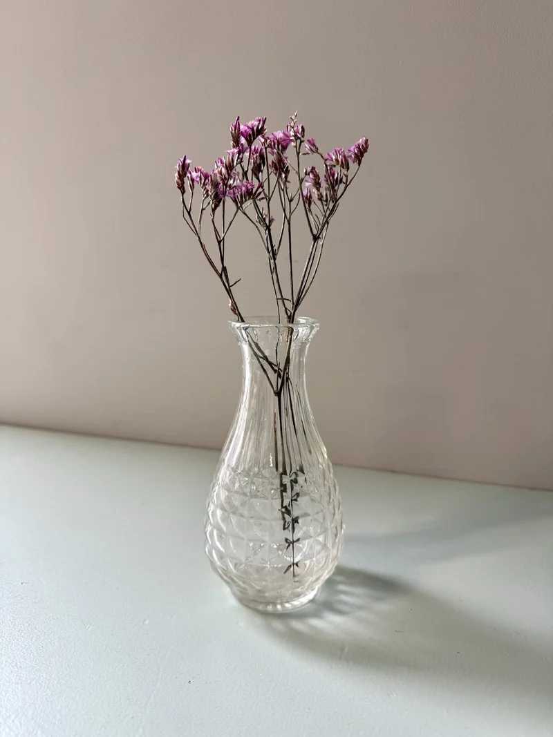 Vase/soliflore en verre ciselé