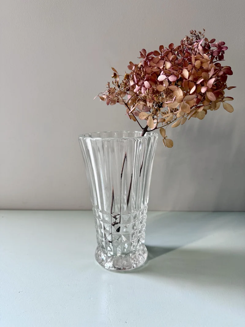 Vase en verre ciselé 5