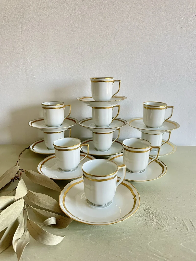 Service à café en porcelaine de Limoges