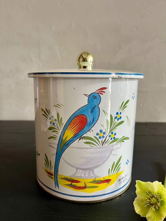 Boîte en métal