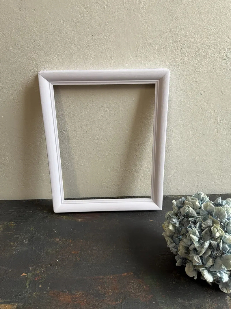 Cadre en bois violet pastel