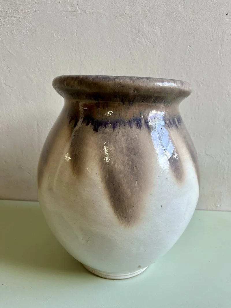 Cache pot émaillé gris