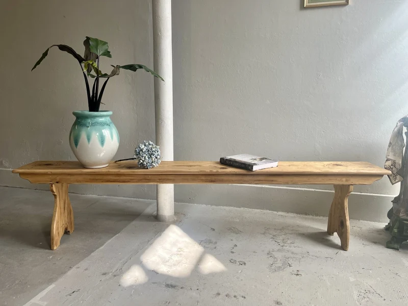 Banc ancien en sapin