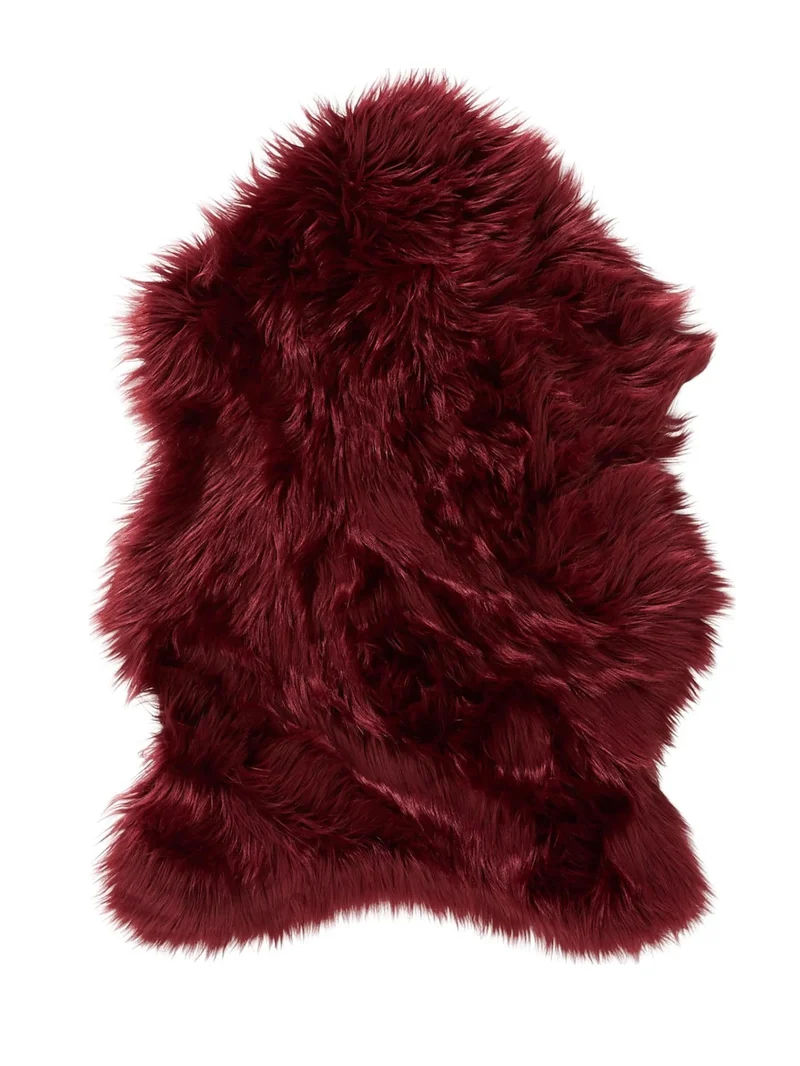 Tapis shaggy forme fausse fourrure bordeaux 60x90 cm