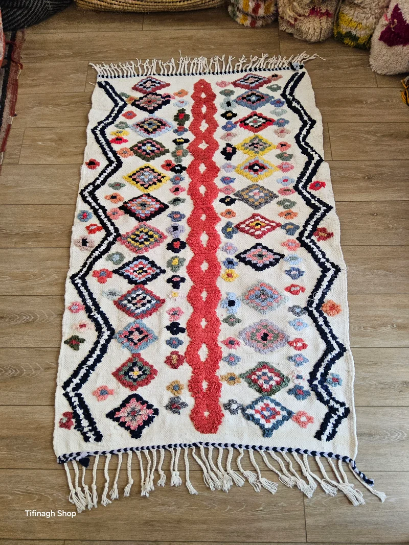 Tapis berbère - Boucherouite Nouveau 1.51m x 0.95m Design Azilal