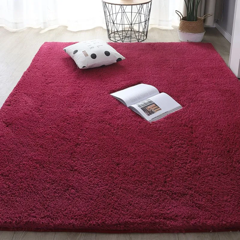 Tapis shaggy bordeau
