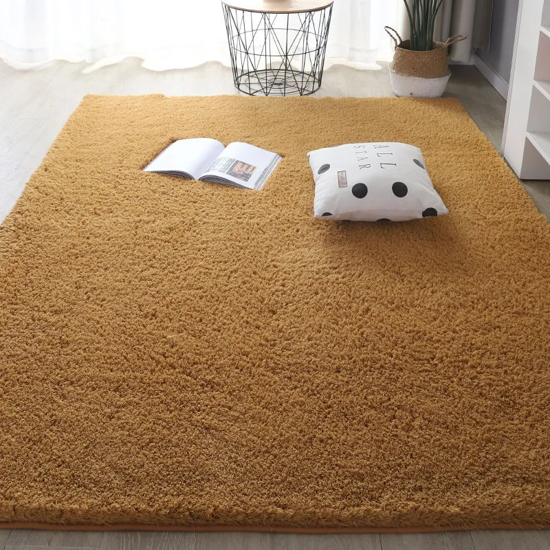 Tapis shaggy brun