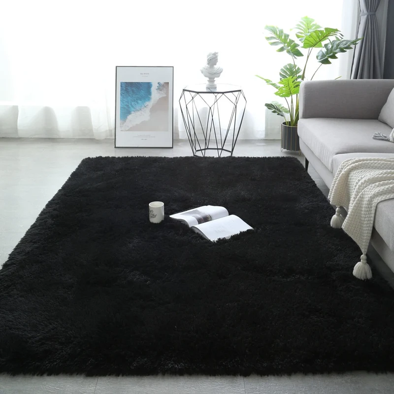 Tapis shaggy noir