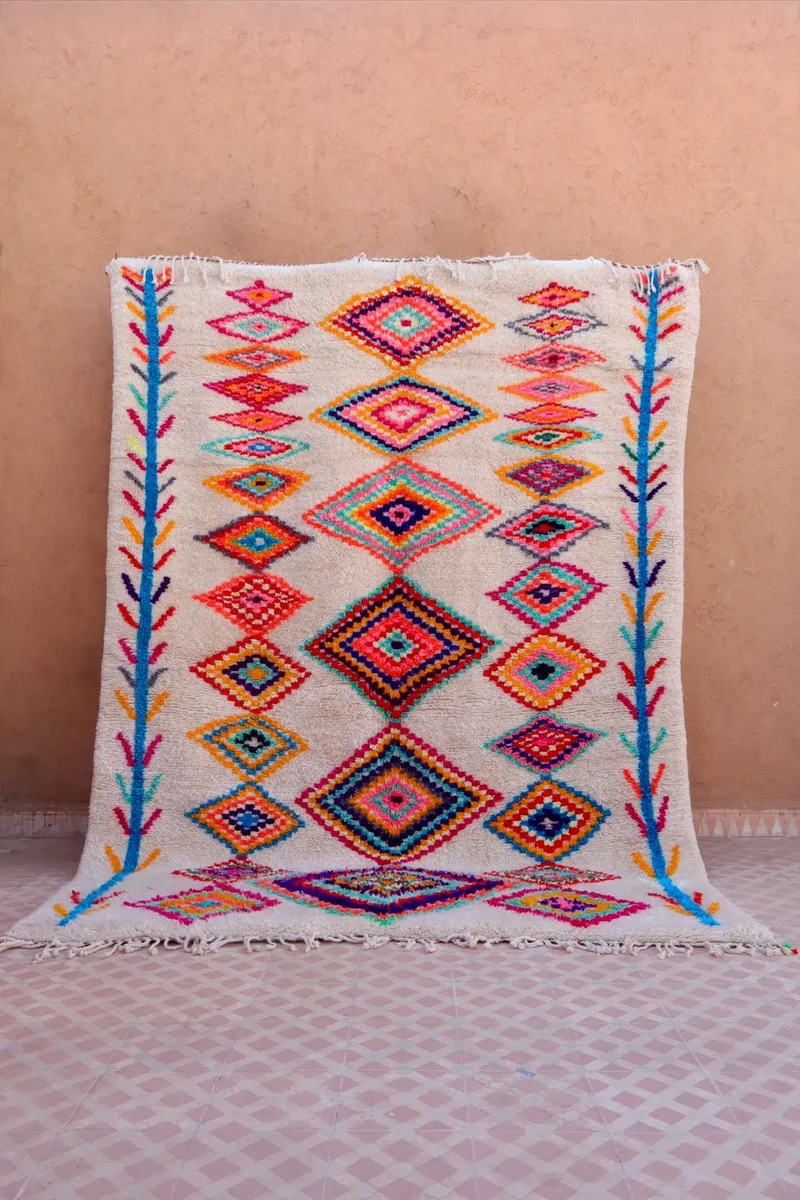 Tapis Berbère Azilal Colorés Motifs Multicolores et Fluo- 262 x 191 cm