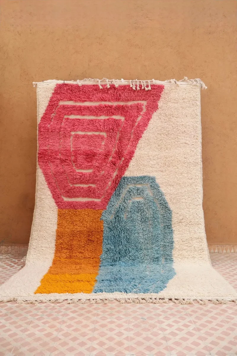 Tapis Berbère Blanc à Motifs Colorés Contemporain à Reliefs Béni Ouarain - 292 x 194 cm