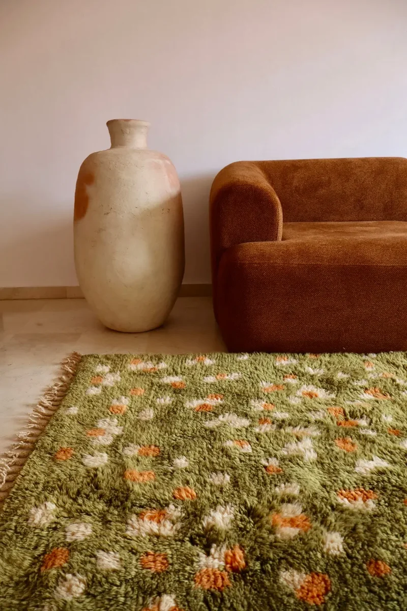 Tapis Berbère Coloré Vert Olive À Pois Qualité Supérieure- 262 x 147 cm