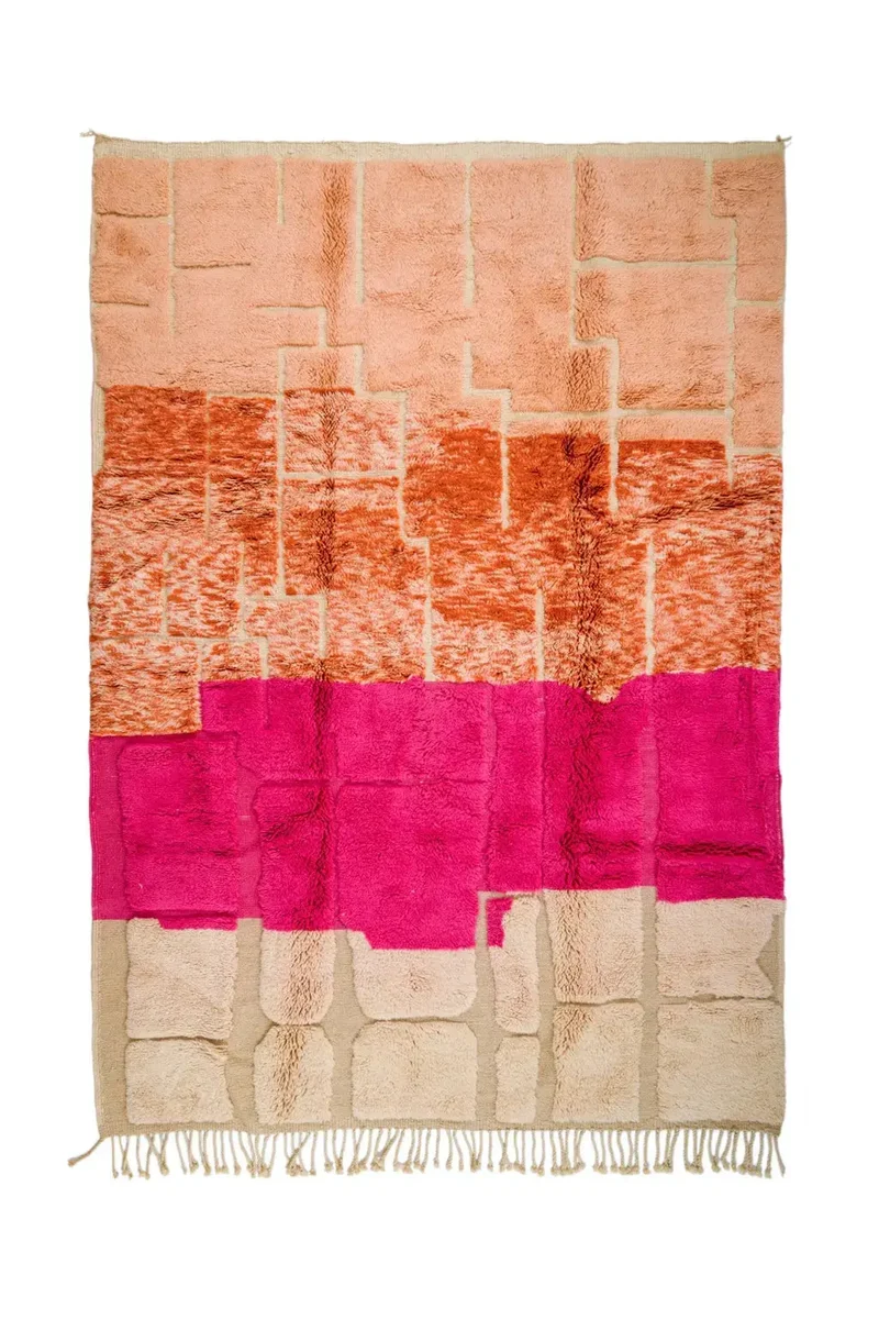 Tapis Berbère Mrirt Coloré Camaïeu Rose Pêche Blanc