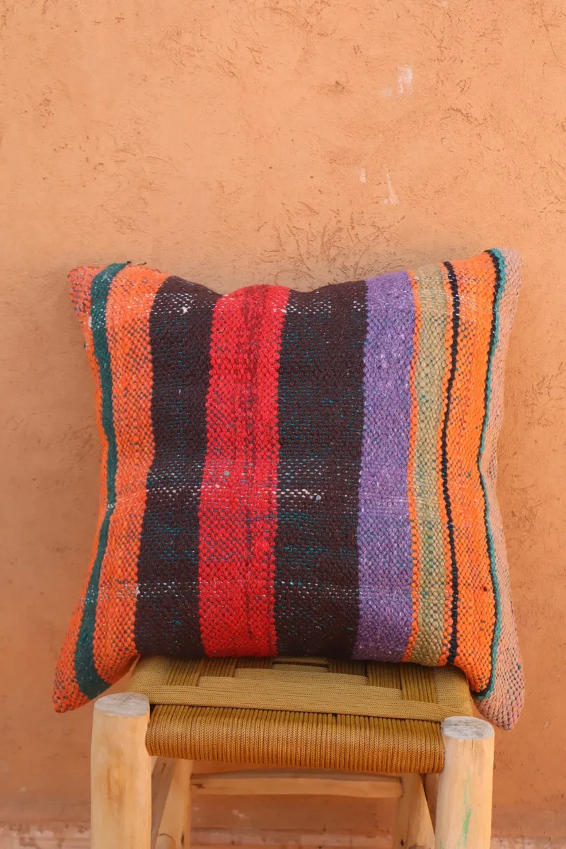 Coussin Haïk en Laine Rayé Multicolore Fait-Main ELA -