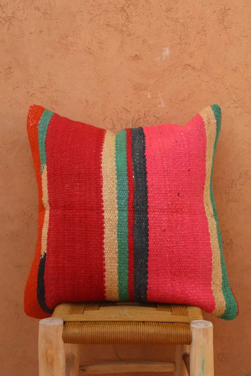 Coussin en Laine Rayé ELA - Rose Rouge Vert