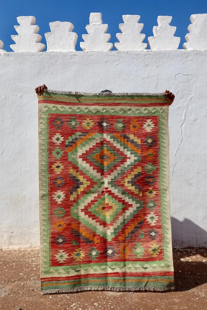 Tapis Kilim Afghan Coloré Traditionnel en laine Vert Rouge Orange- 154 x 106 cm