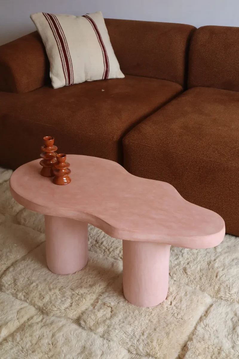 Table Basse Organique en Tadelakt - « CURVE » Rose
