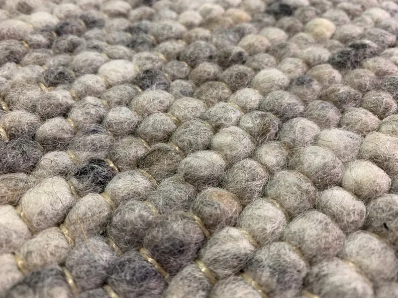 Salsa-B : Tapis Haute Gamme en laine - noué main / 45 couleurs disponibles