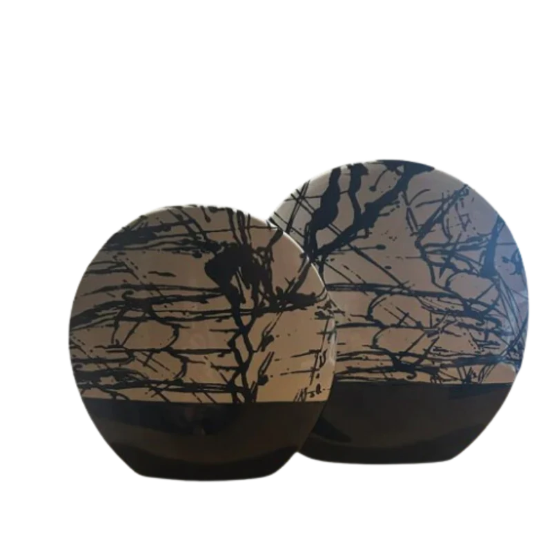 River - vase design