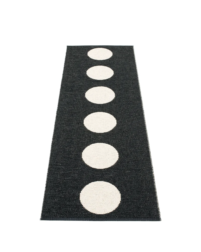 VERA Black - Runner Rug