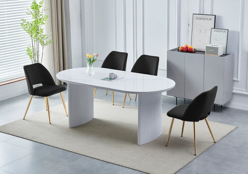 Ensemble table marbre blanc et chaises dorés – Kara