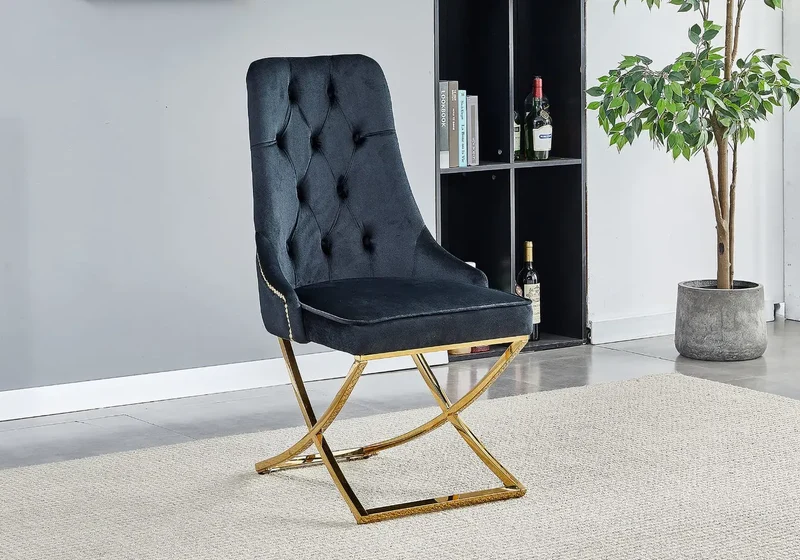 Chaises en velours noir et tête de lion dorée - Glade x4